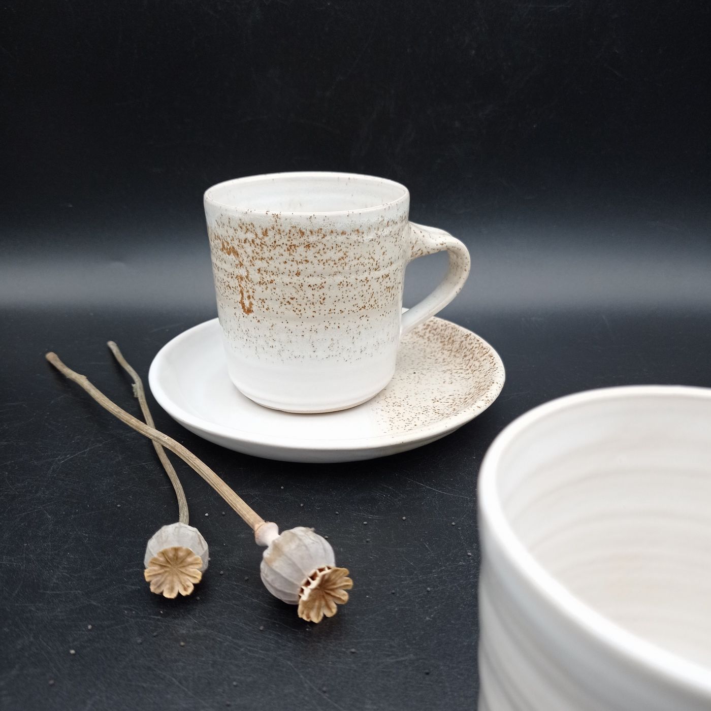 Neu: Tasse mit Untertasse