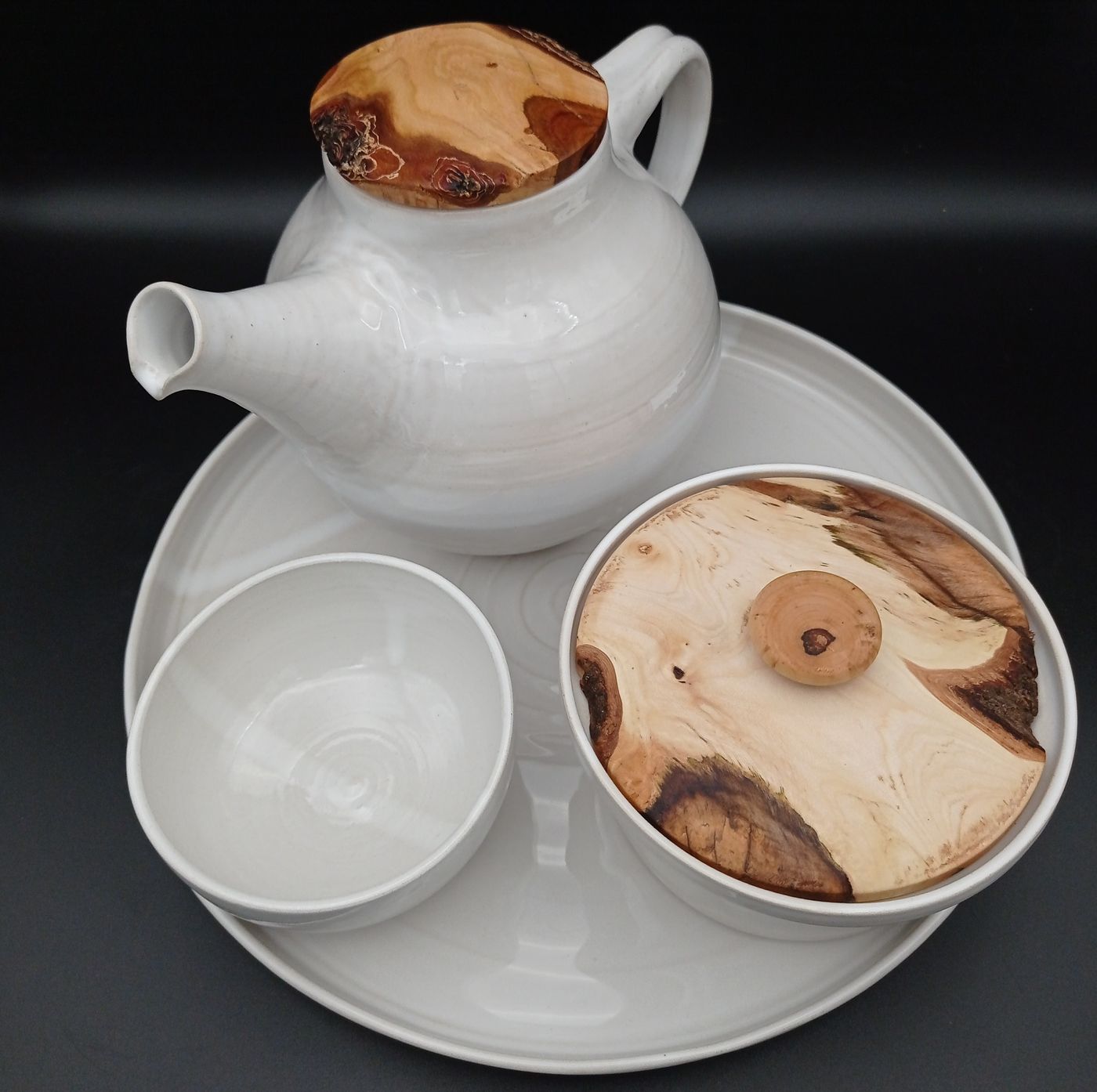 Ivory – Teekanne mit Schalen