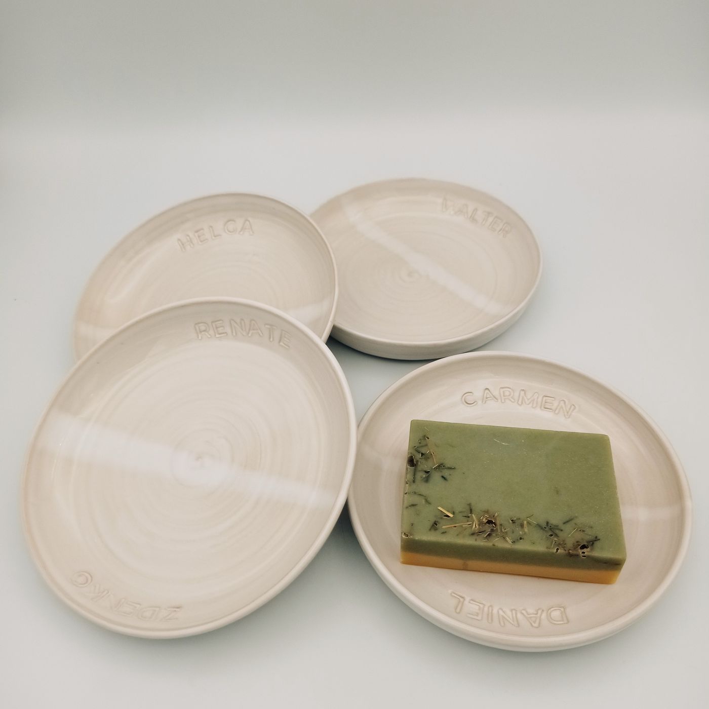 Plates with names